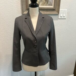 Ann Taylor Feminine Gray Blazer - Size 2P - EUC